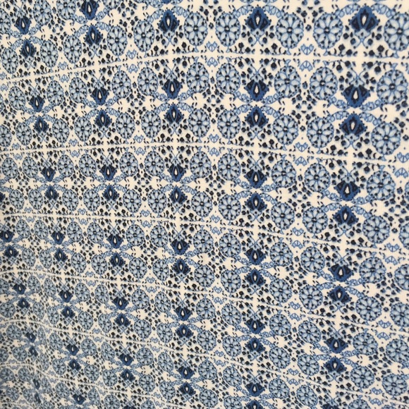 Dalia Sleeveless Soft Cotton Top - Picture 3 of 6